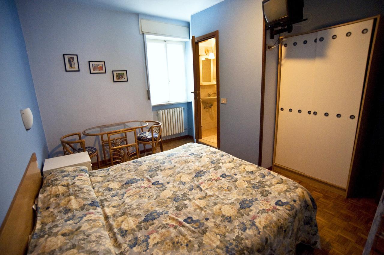 Albergo Della Posta Clusone Εξωτερικό φωτογραφία